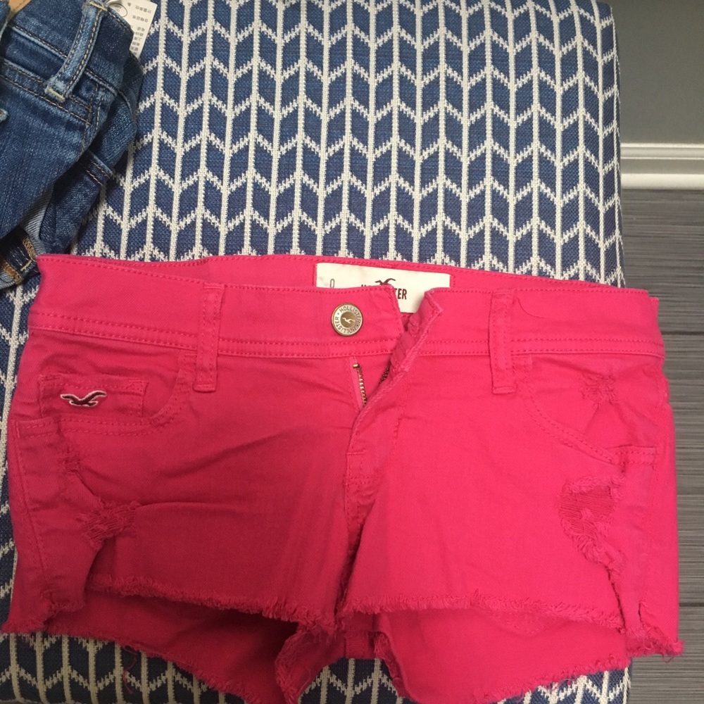 Hollister pink shorts
